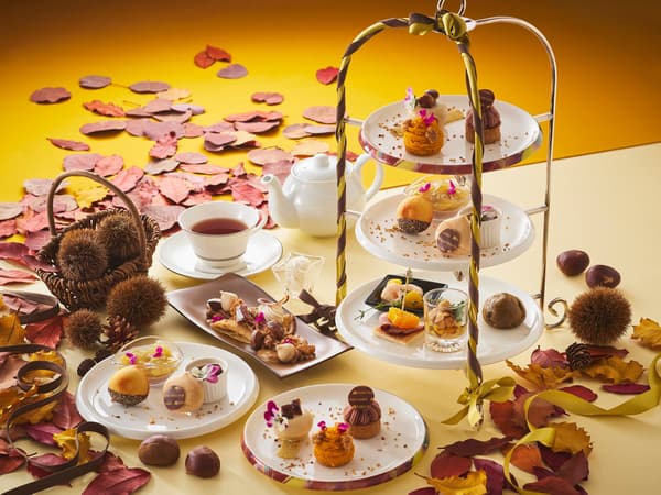 Kuri Hiroi Afternoon Tea Set