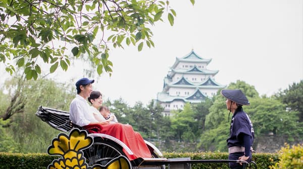 名古屋城堡附近的人力车之旅