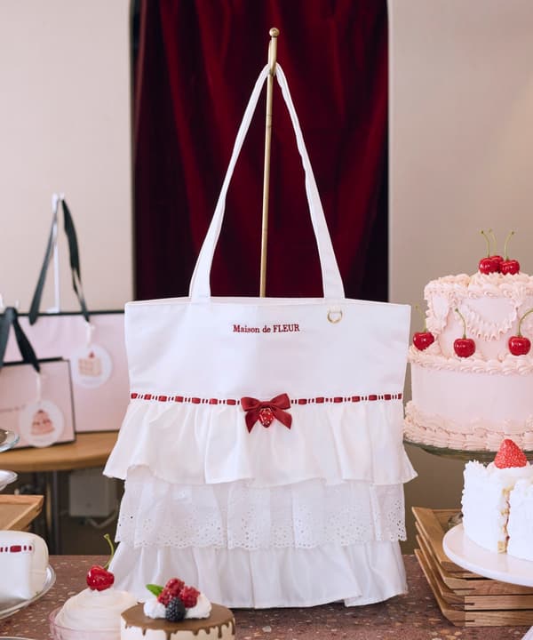 Gâteau Fraise Front Frill Tote Bag