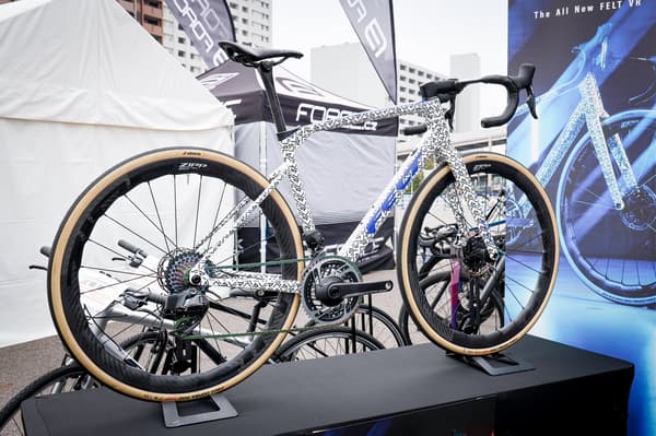 您甚至有机会近距离观看新发布的型号或直接与制造商代表交谈