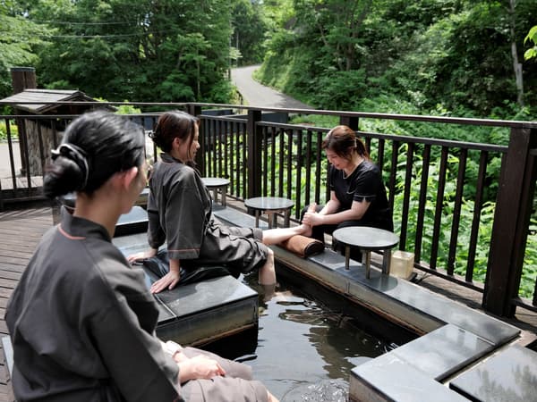 Foot bath terrace