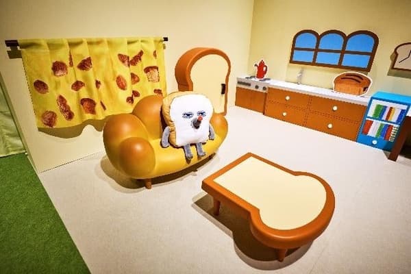 요코하마 행사장 빵도둑 광장 전시