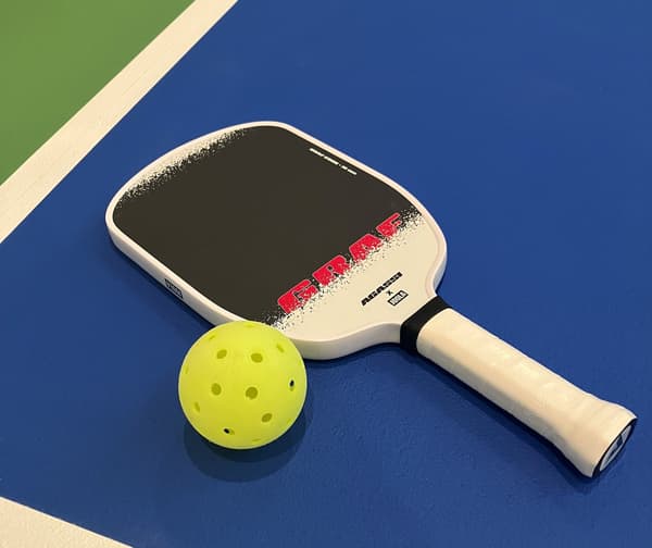 Rental paddles from Joola are available on-site