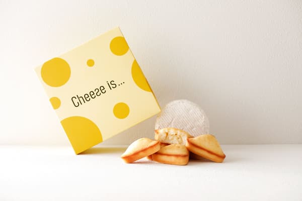 “Cheese is...”浓郁奶酪费南雪