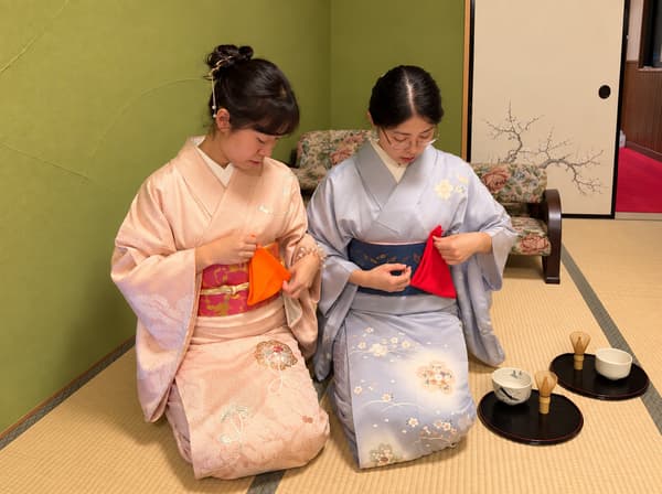 Chitoseya tea ceremony experience in Kyoto's Teramachi (image)