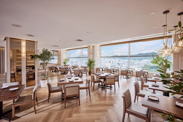 Afternoon tea spread at restaurant GRILL TABLE