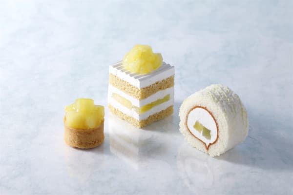 Super Melon Shortcake at the Super Sweets Buffet 2026