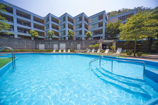Pool, open in summer only