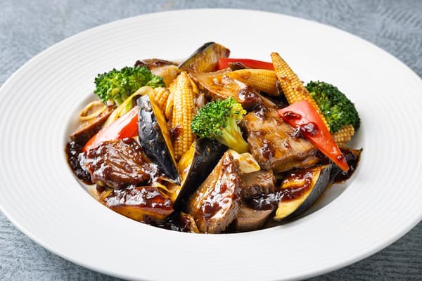 Beef Tongue Stir-Fried with Honey and Black Pepper