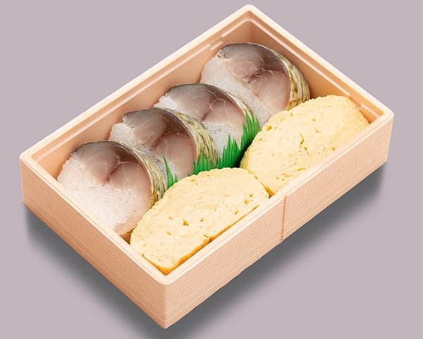 Mackerel sushi and dashimaki bento from 大徳寺 さいき家