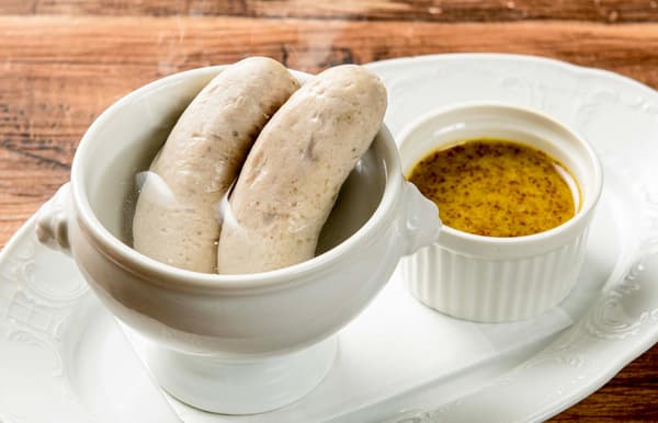 삶은 Weisswurst