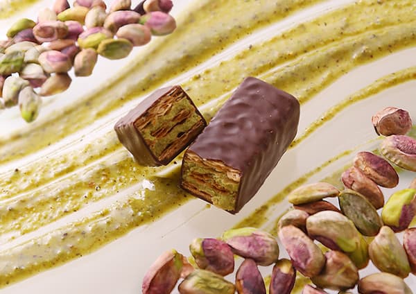 Fruit-Filled Mille-feuille, Pistachio