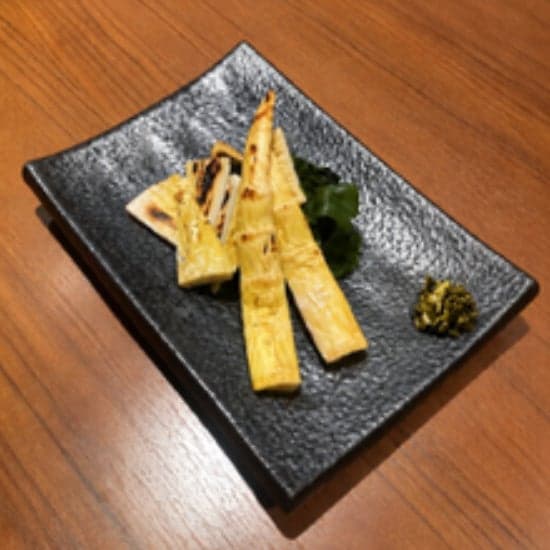 Platos que utilizan Hama no Menma en Yokohama Takashimaya (imagen)