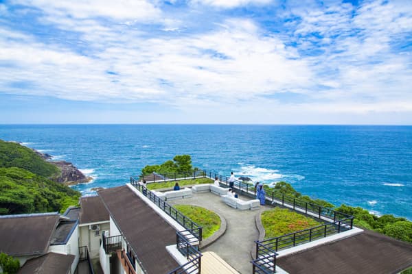 休暇村南紀勝浦的天空與海洋露台
