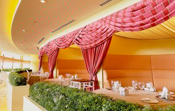 Queen Alice Interior