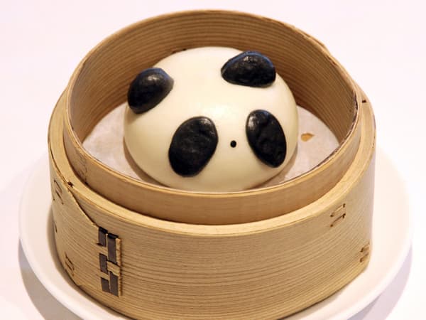 可爱的熊猫馒头