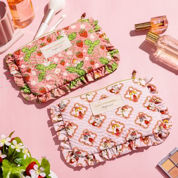 Frilled flat pouches 2 types