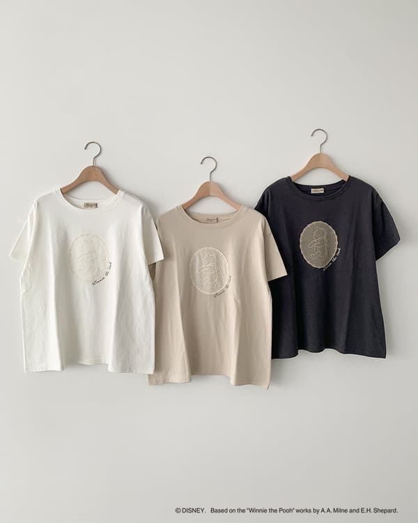 小熊维尼蕾丝图案 T 恤