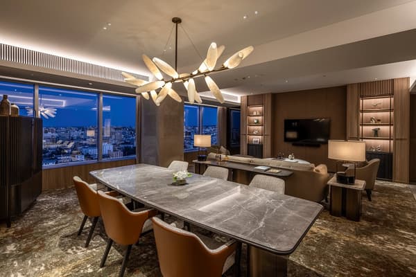 Serenity Suite living and dining area