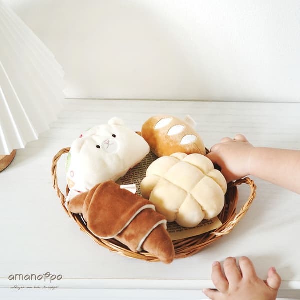 Mochitto Rattle Kogumakun's Freshly Baked Bread