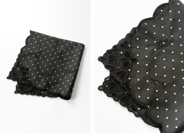 Embroidery Handkerchief gift for purchases of ¥66,000 or more
