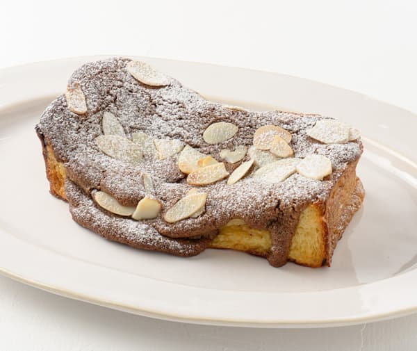 一口咬下去，美味在口中蔓延 - 法式吐司风味的博斯托克面包。也推荐比较两种口味。