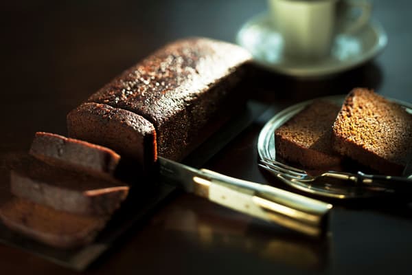 The Premium Caramel Brandy Cake