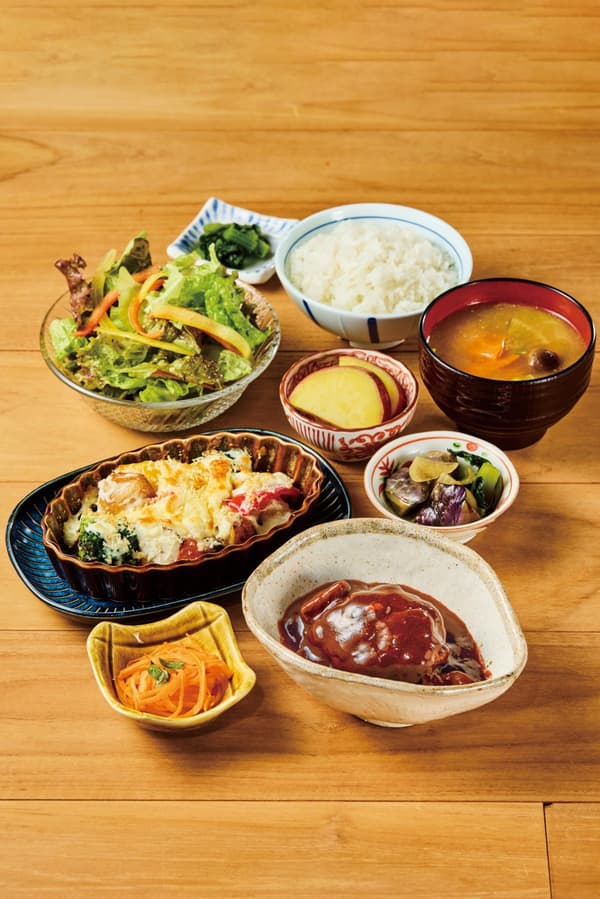 Gochiso Teishoku lunch set at Minoru Shokudo