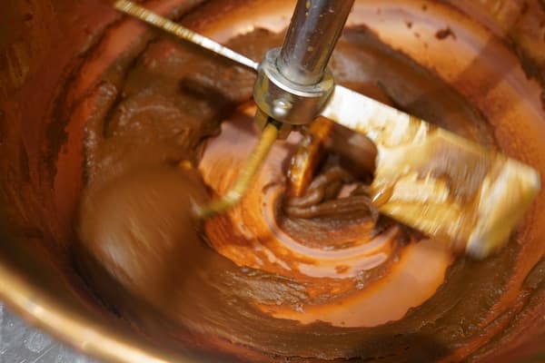 以乳清製成的棕色起司