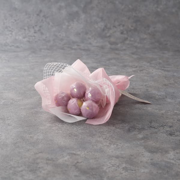 十月：草莓奶茶