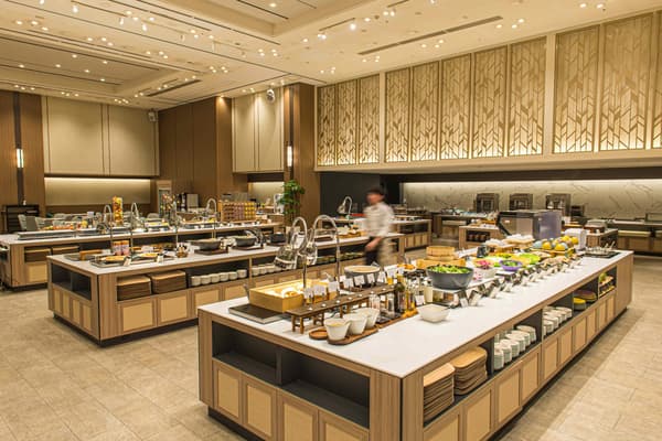 The bright, high-ceilinged Le Sensoriel restaurant with abundant menu offerings