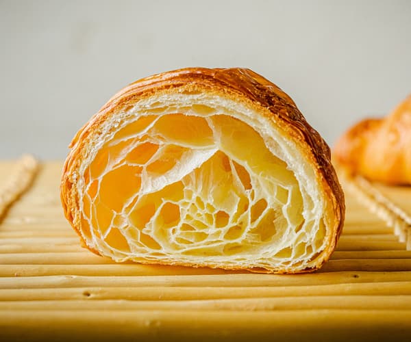 Croissant Français – Técnica de 12 capas