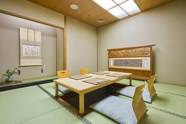 Private horigotatsu room at Japanese Restaurant Mari