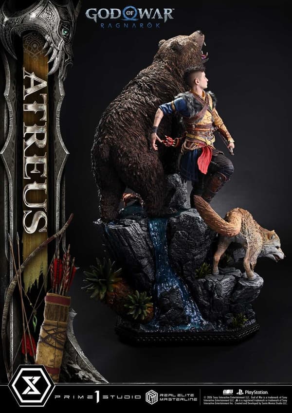 Atreus statue with bear and wolf