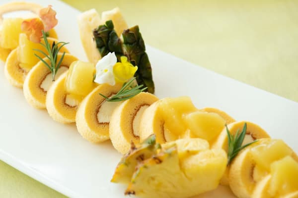 Pineapple Roll Cake