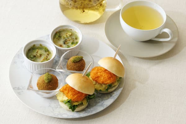 3단 – 세이버리 플레이트