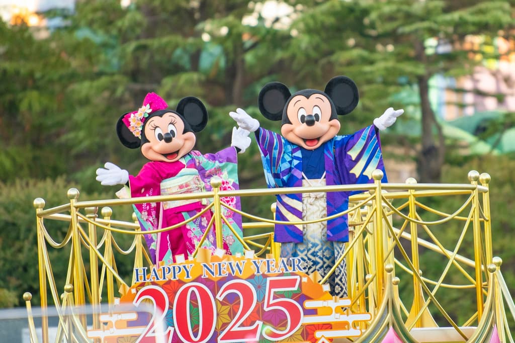 Tokyo Disney Resort Merayakan Tahun Baru 2026 dengan Acara dan Hiburan Spesial