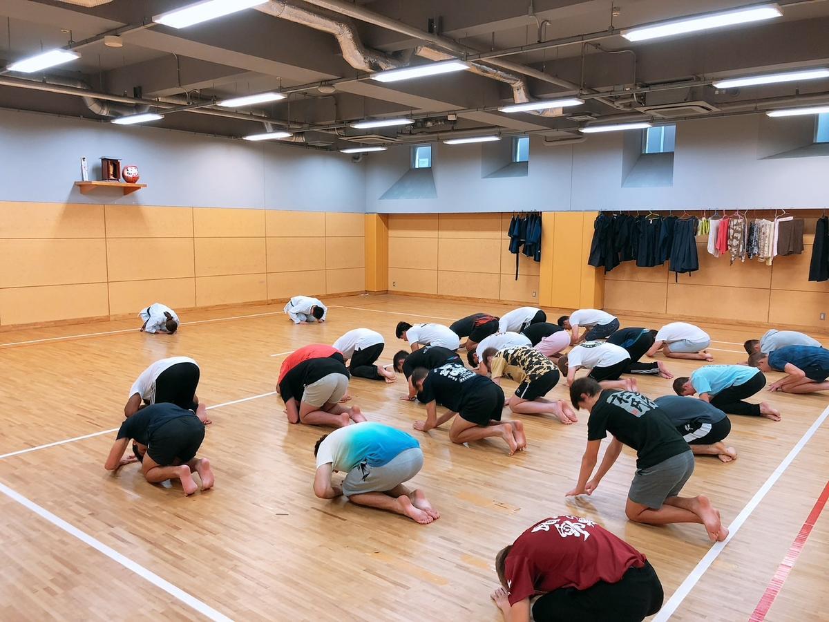 아카사카에서 전문 강사진에게 배우는 정통 가라테 체험 - Image 5