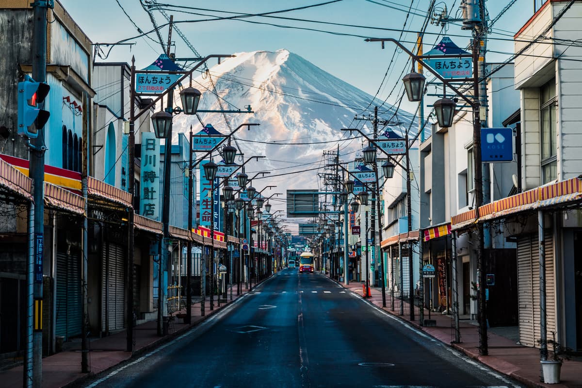 Mount Fuji Yamanashi Area Bar Hopping Night Tour - Image 7