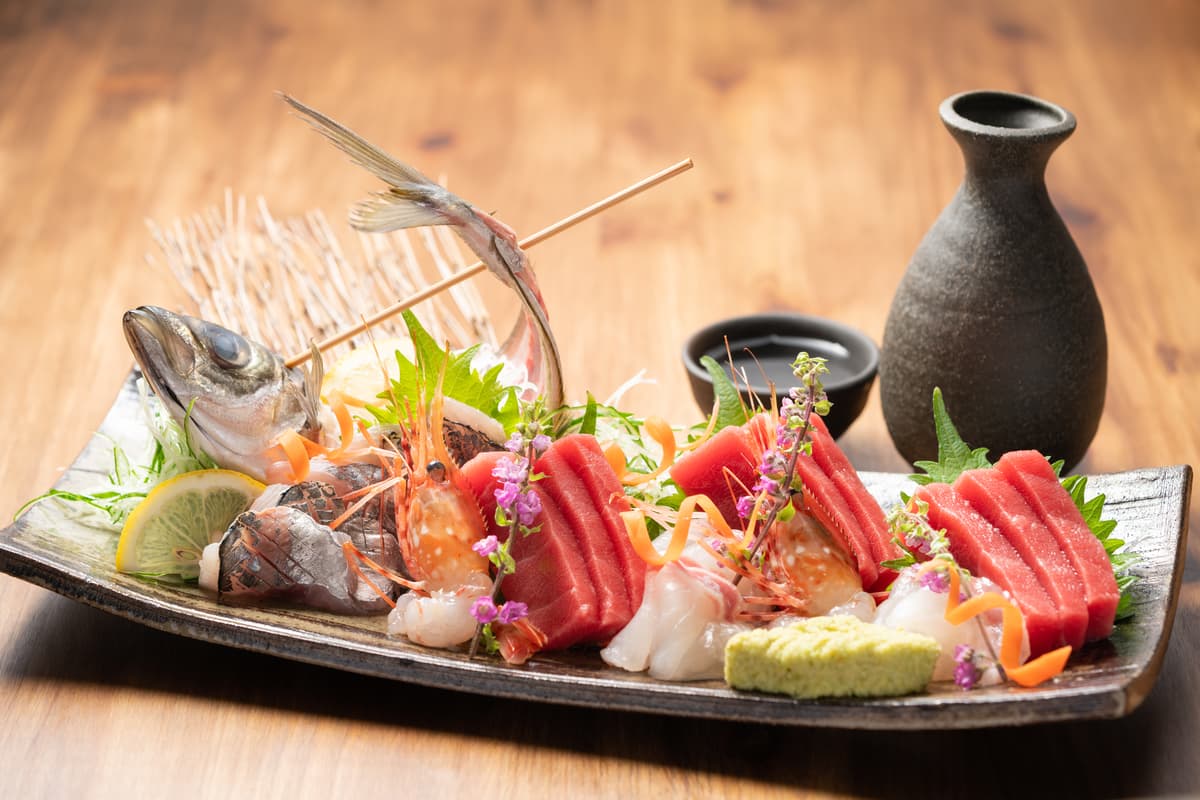 Northern Hokkaido (Wakkanai / Rishiri / Rebun) Bar Hopping Nightlife Tour with Island Seafood & Local Sake - Image 3