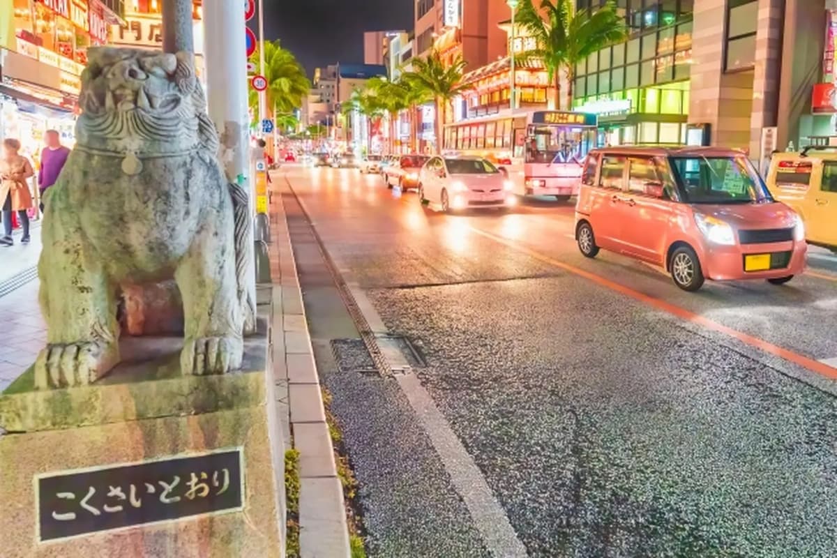 Okinawa Prefecture Bar Hopping Night Tour - Image 1