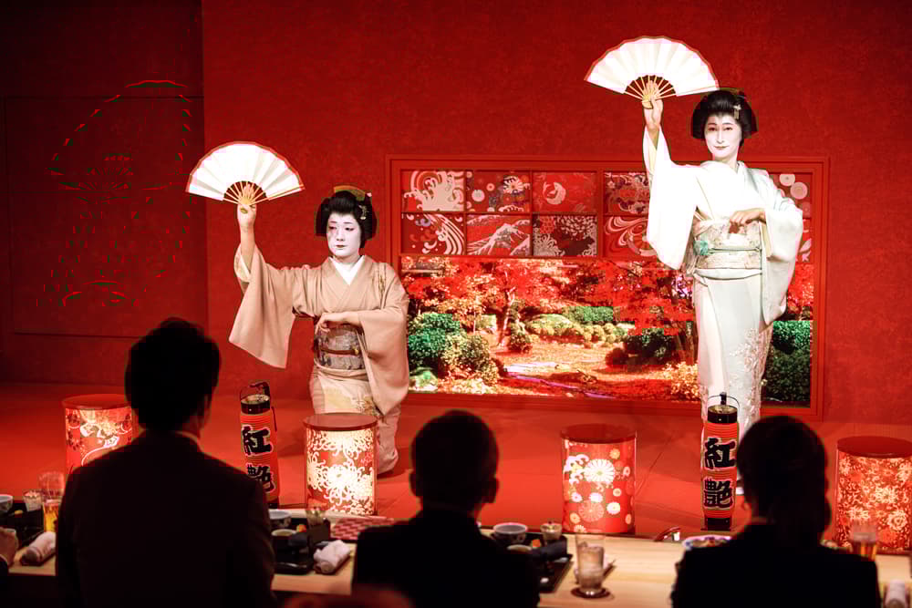 Geisha Dinner Show & Ozashiki-Asobi at Benitsuya in Shinbashi - Image 2