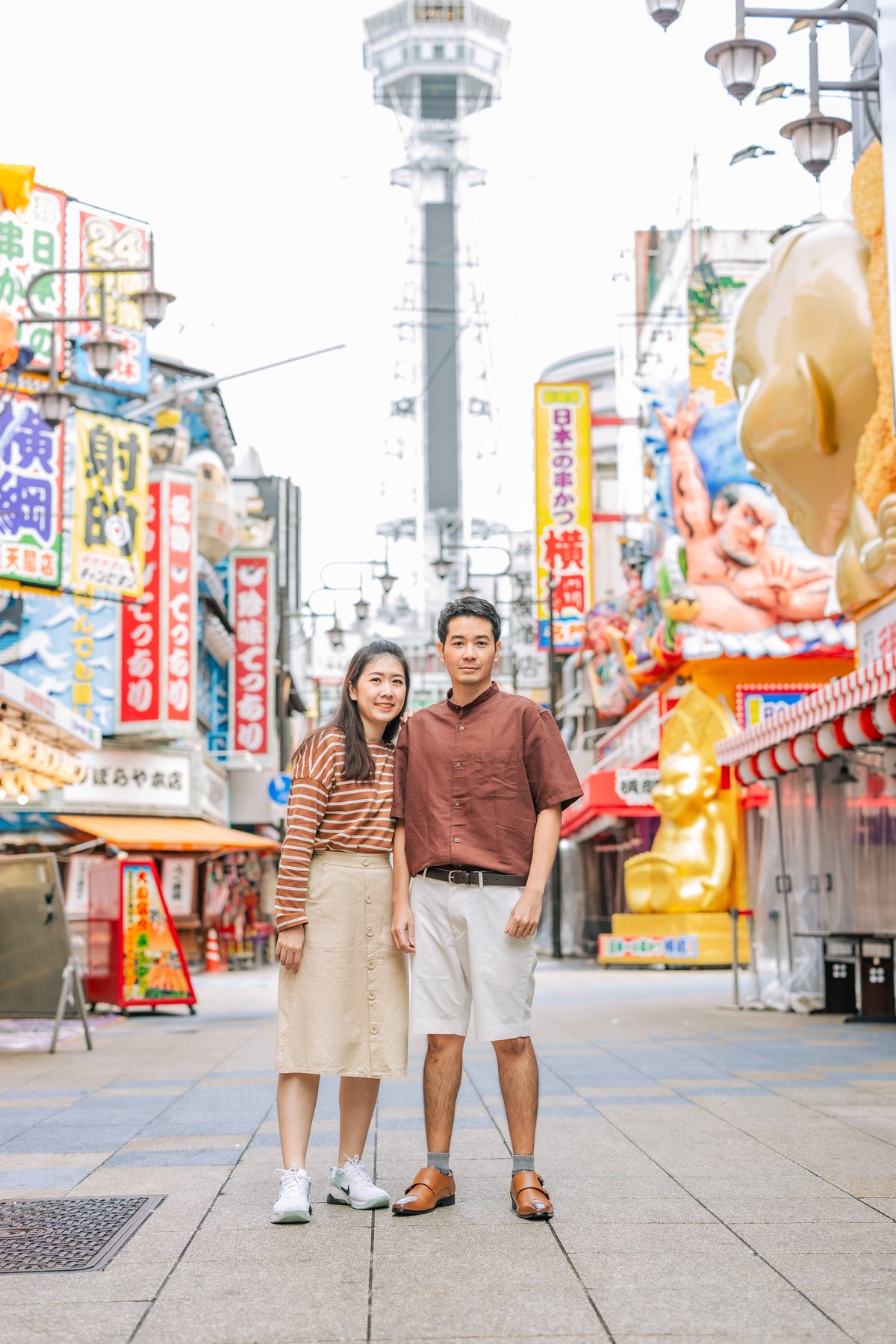 1 Hour Private Photoshoot in Shinsekai - Image 3
