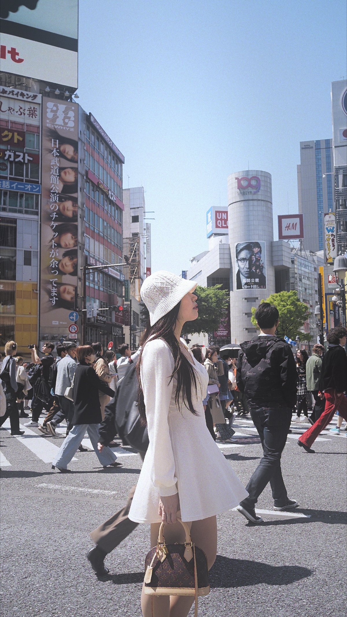 1 Hour Private Photoshoot in Shibuya - Image 10