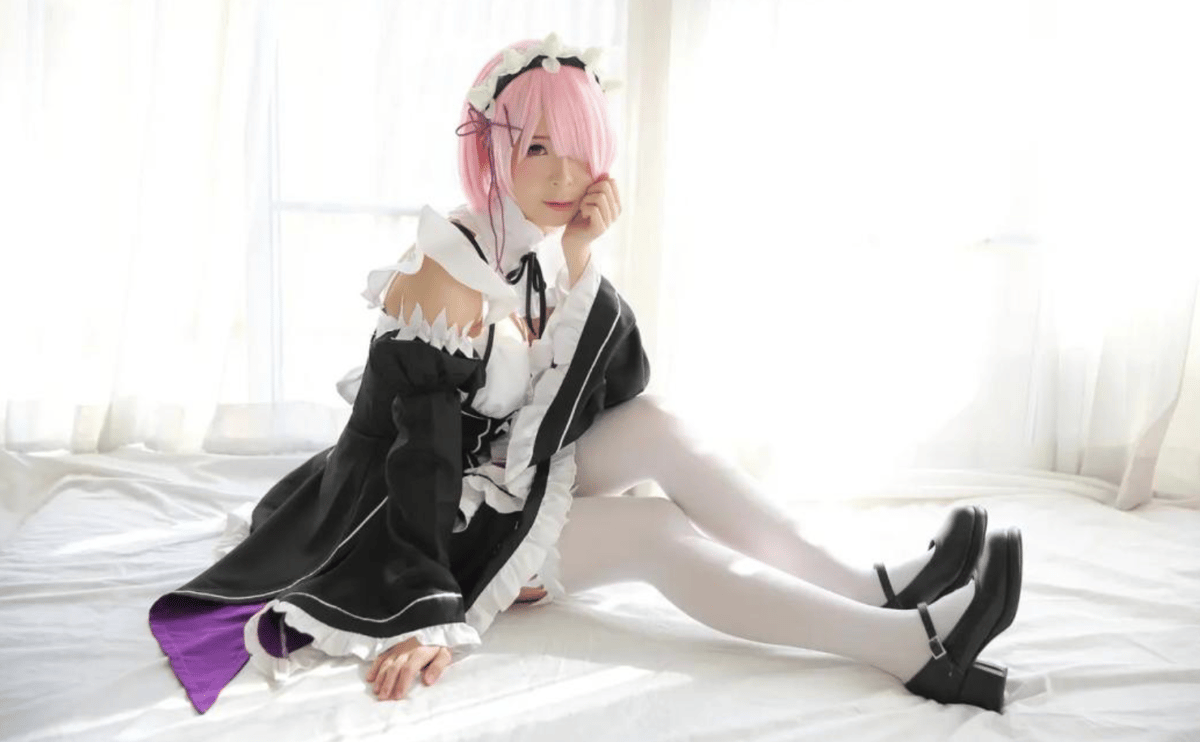 Cosplayer/gravure idol photo session - Image 2