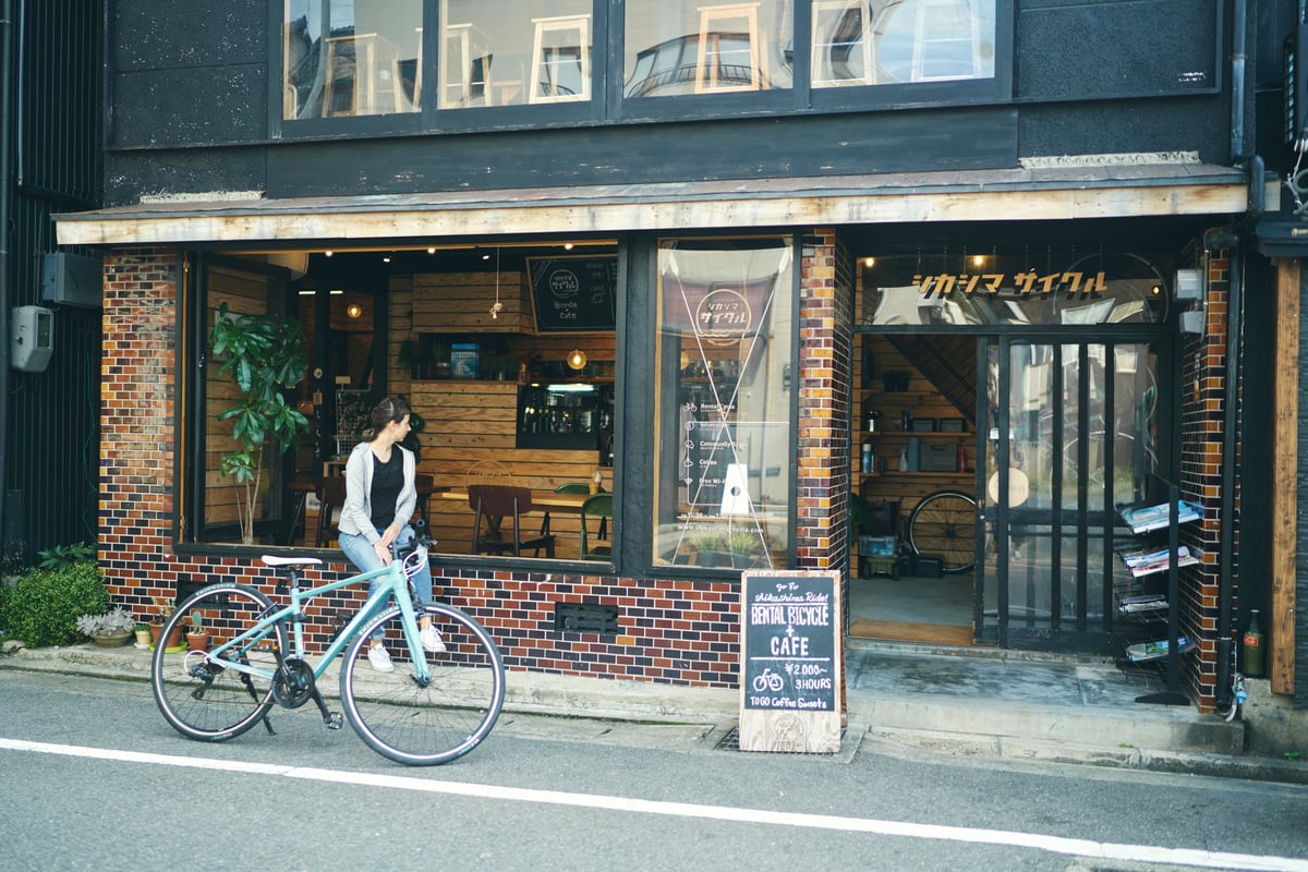 Shikanoshima Oceanfront Bicycle Tour - Image 3