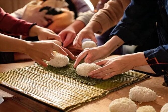 Asakusa Morning Onigiri & Soup Workshop - Image 3