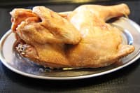 Tour nocturno de bares en Otaru y Yoichi: ¡cerveza artesanal y whisky Nikka! - Thumbnail 3