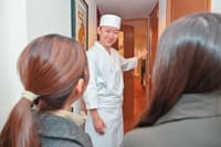 Authentic Edomae Sushi: Private Sushi-Making Experience with Ginza Onodera Sushi Academy Instructor Satoshi - Thumbnail 4