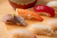 Authentic Edomae Sushi: Private Sushi-Making Experience with Ginza Onodera Sushi Academy Instructor Satoshi - Thumbnail 3